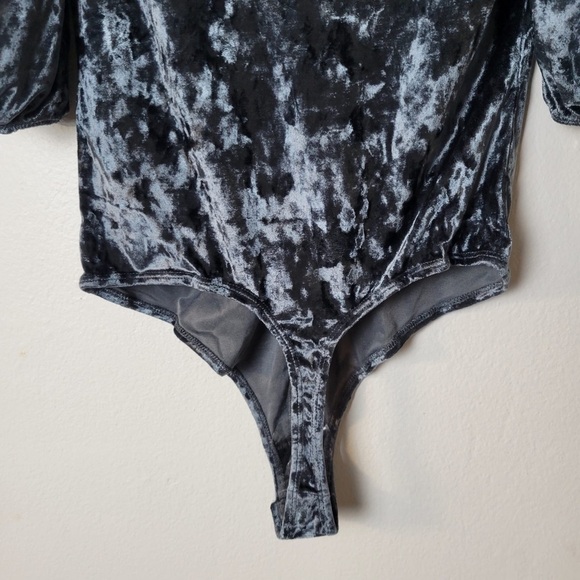 NWT Free People Don't You Wish Velvet Bodysuit V-neck Sunflower Seed Gray Sz XS - Picture 5 of 10